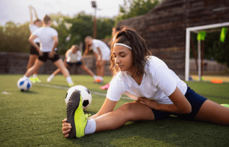 Risk And Performance On Artificial Turf: How Playing Surfaces Influence Decision-Making In High-Stakes Matches