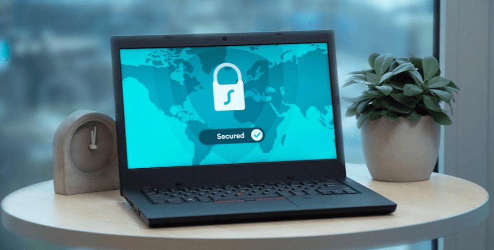 Parier sur les courses en toute sécurité : les codes promo Proton VPN à connaître